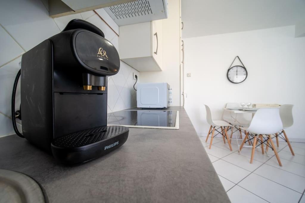 Equipe Avec Terrasse 4 Couchages Marseilles